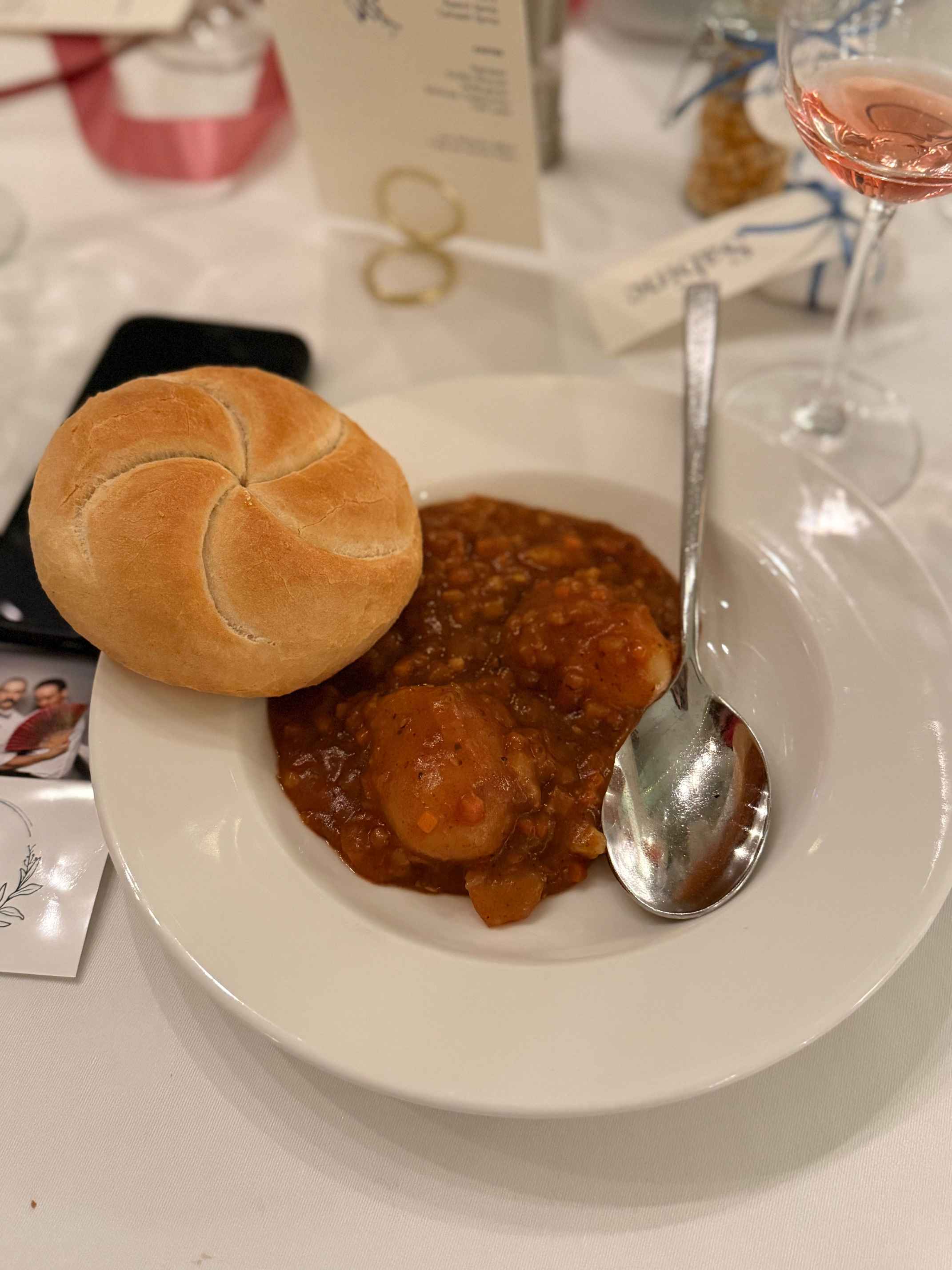 Raphael_2025-06-16T20-40-59.981Z_ed449892-6397-4023-83e8-6f331cc609d7