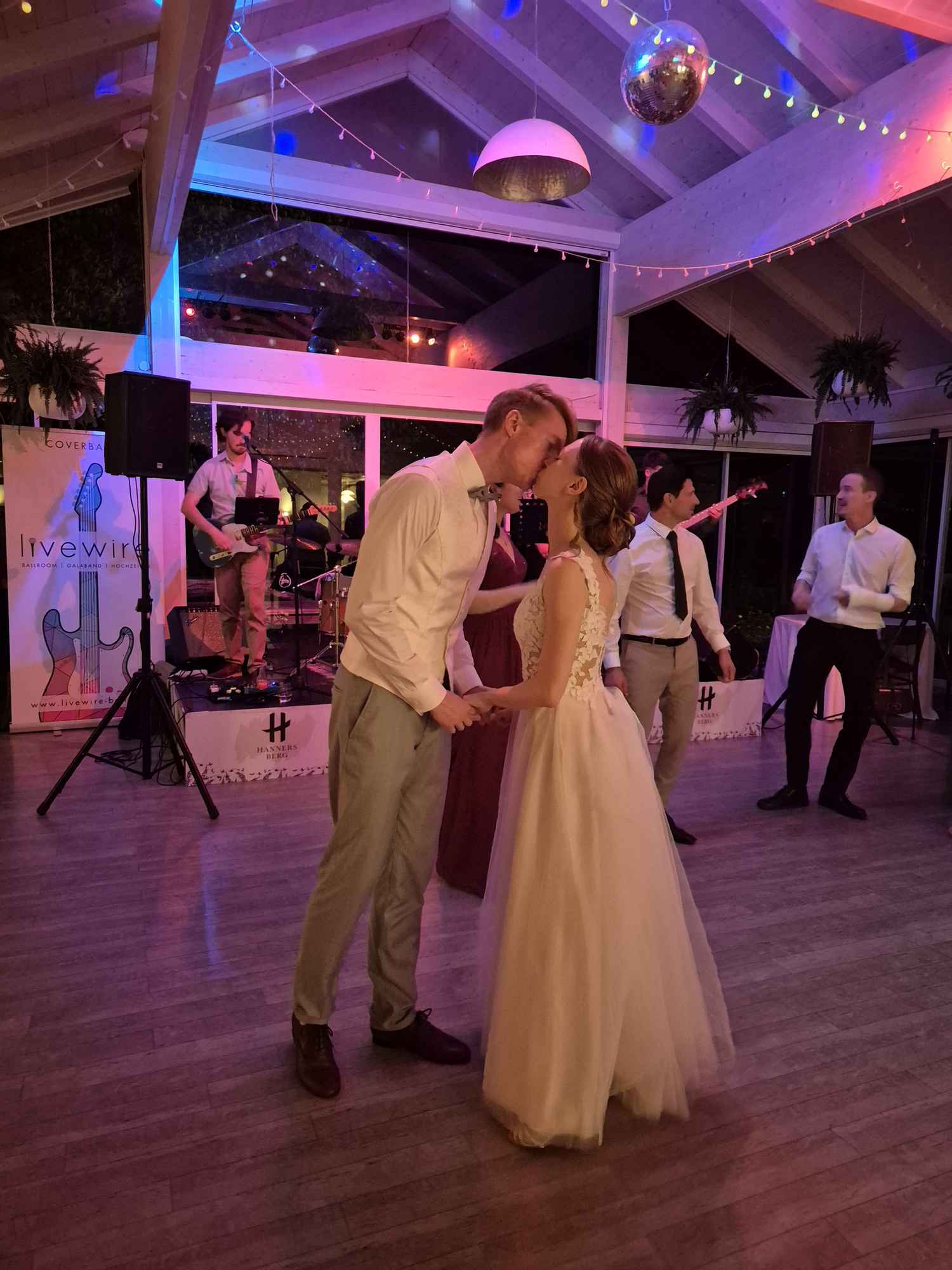 Philipp_2025-06-19T21-13-57.954Z_96bd2911-6872-41e3-9e04-bd3612897ecb